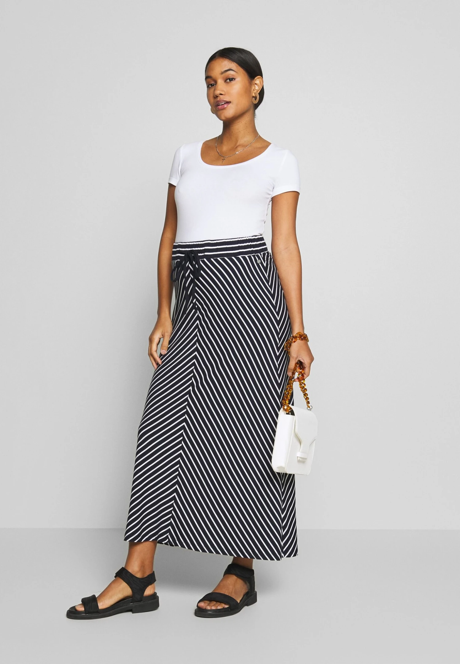 3er PACK - T-shirt Basic - White/black/dark Grey - obrazek 2