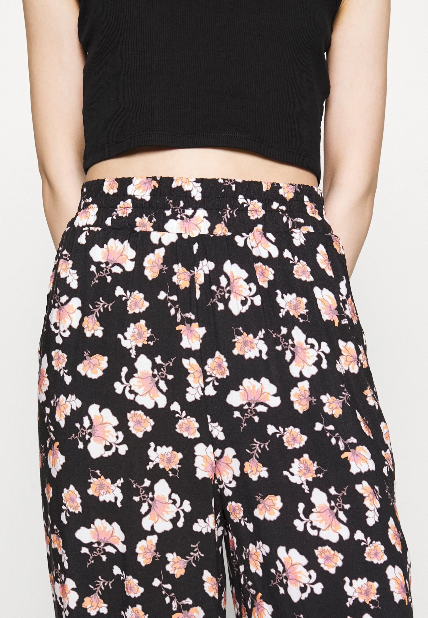 SUMMER WIDE LEGS - Spodnie Materiałowe - Black - obrazek 5