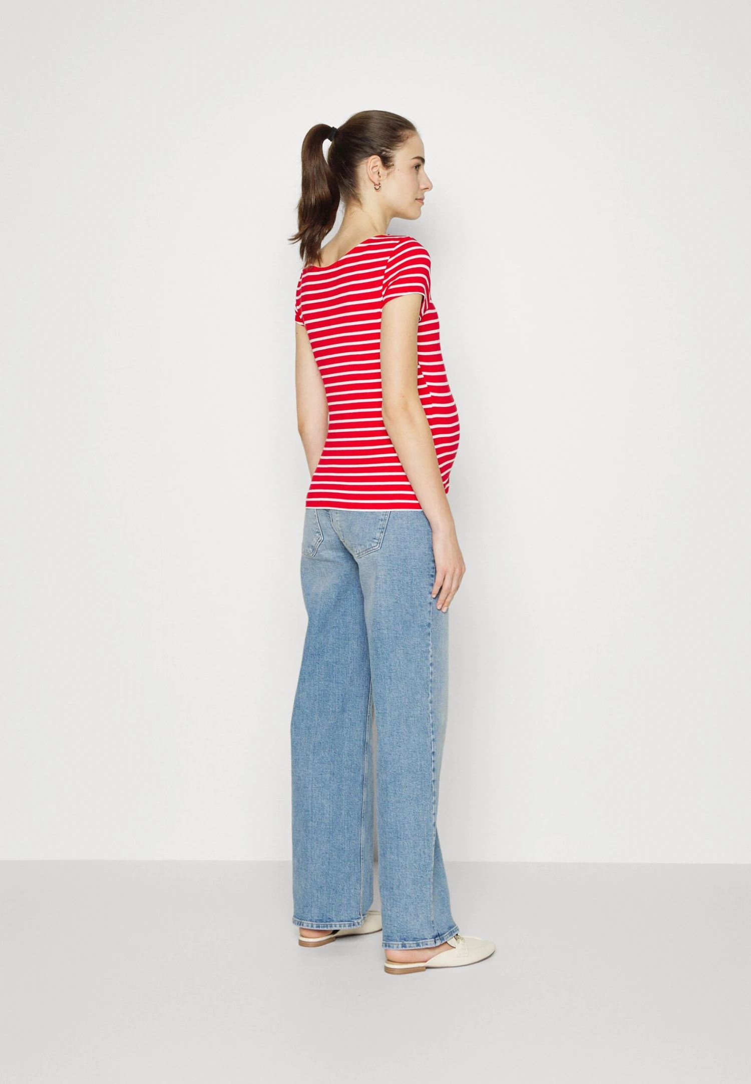 MATERNITY DOUBLE LAYER NURSING - T-shirt Z Nadrukiem - Dark Red / Multicoloured - obrazek 3