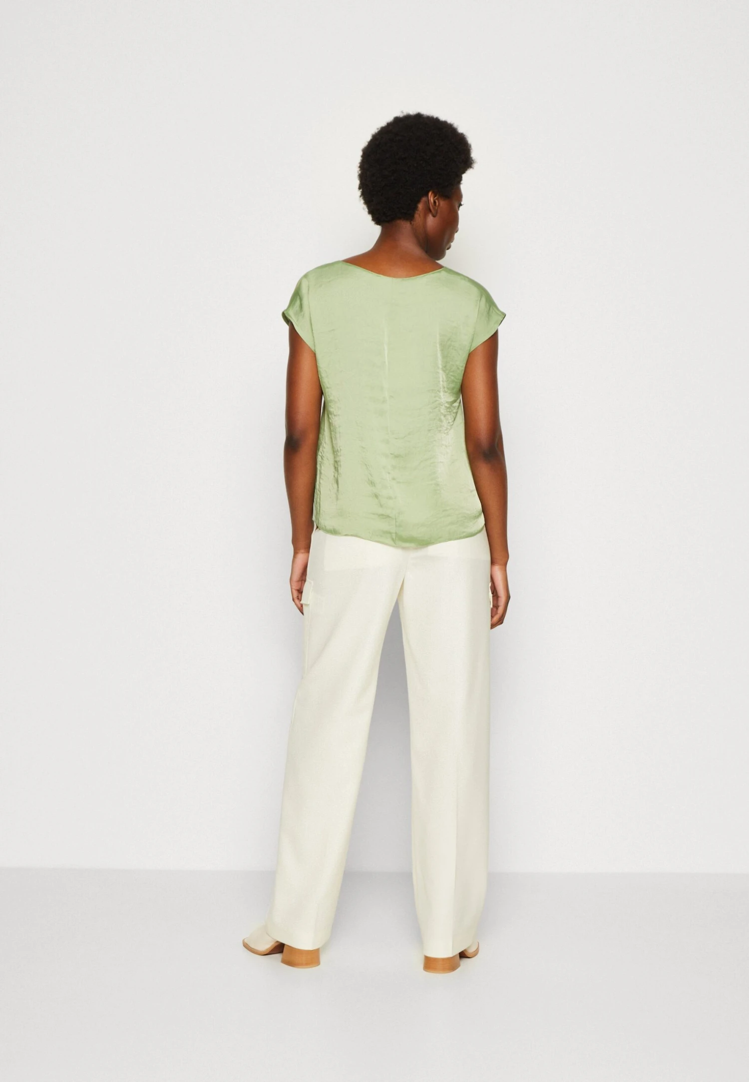 Anna Field T-shirt Basic - Olive - obrazek 3