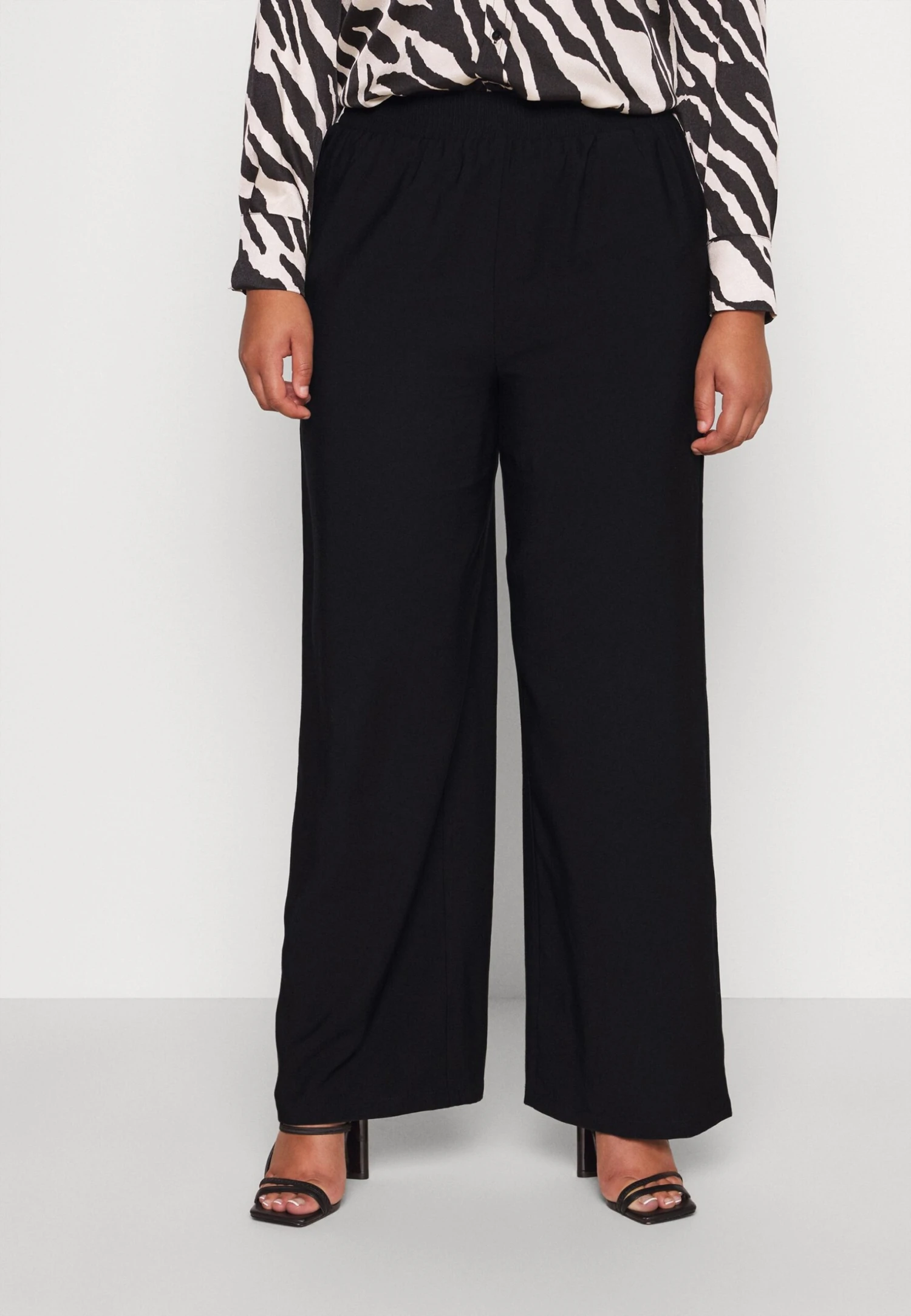 WIDE LEG PANT - Spodnie Materiałowe - Black