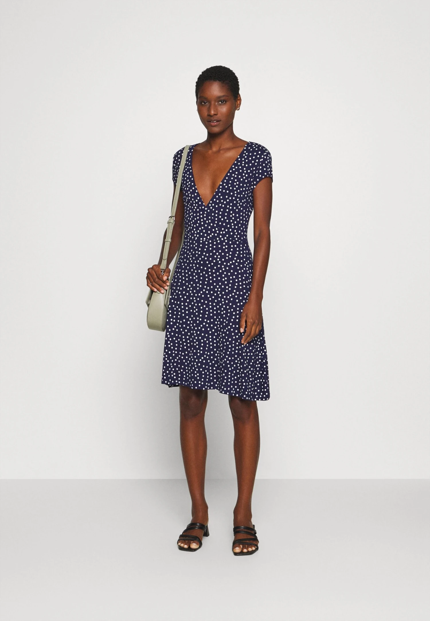 Anna Field Sukienka Z Dżerseju - Maritime Blue/white - obrazek 2