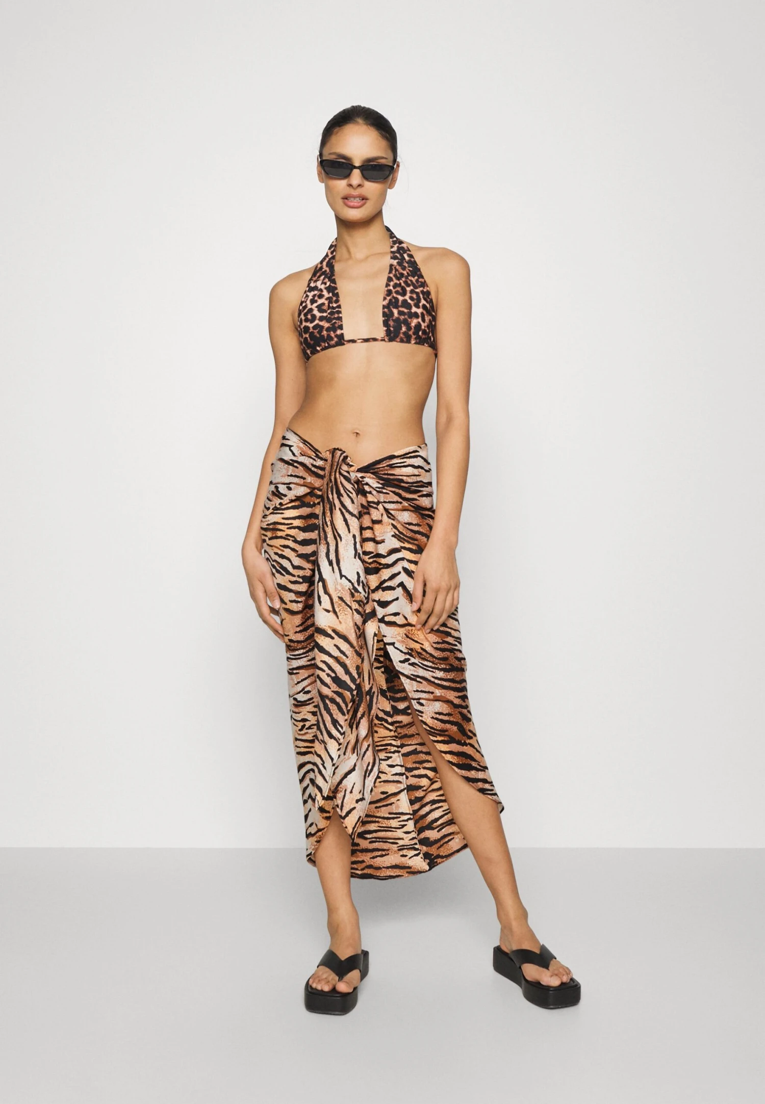 Anna Field GEO PRINT SARONG / 917 - MULTI-COLOURED - Spódnica Z Zakładką - Multi-coloured - obrazek 2