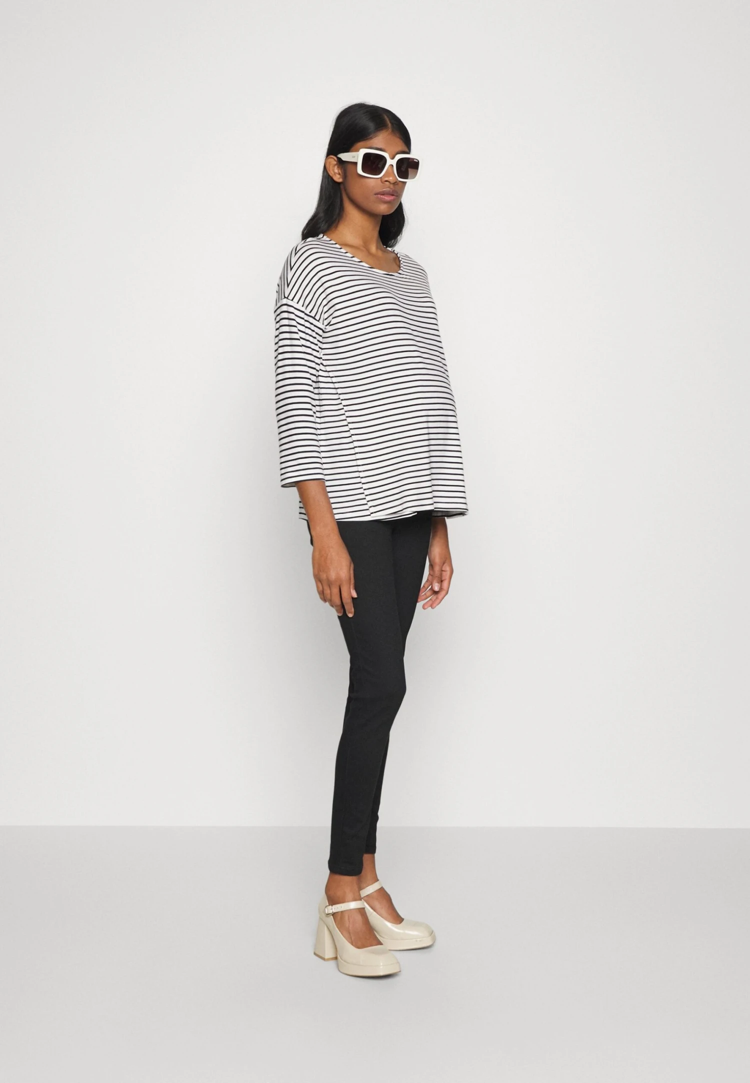 Bluzka Z Długim Rękawem - Black/white - obrazek 2