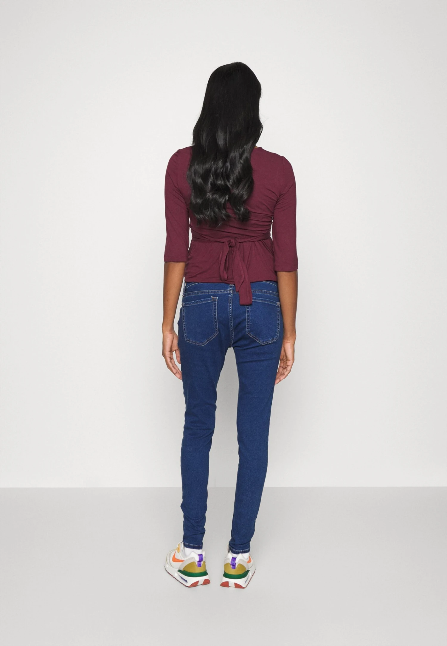 Jeansy Skinny Fit - Blue - obrazek 3