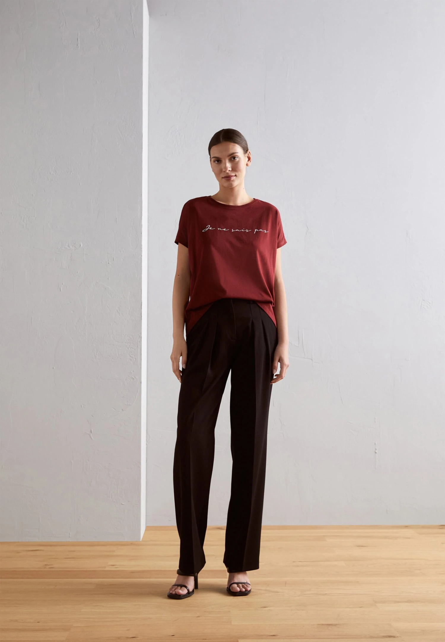 Anna Field MANDALA LOW TO HIGH - T-shirt Z Nadrukiem - Bordeaux - obrazek 2