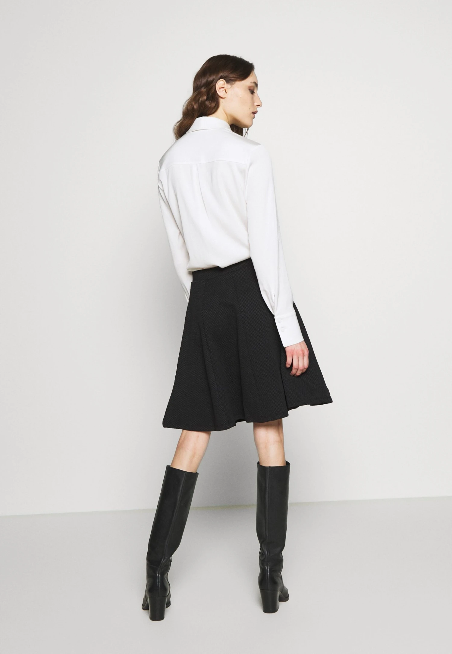 Anna Field BASIC MINI A-LINE SKIRT - Spódnica Mini - Black - obrazek 3