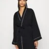Anna Field AMANDA SATIN DRESSING GOWN - Szlafrok - Black