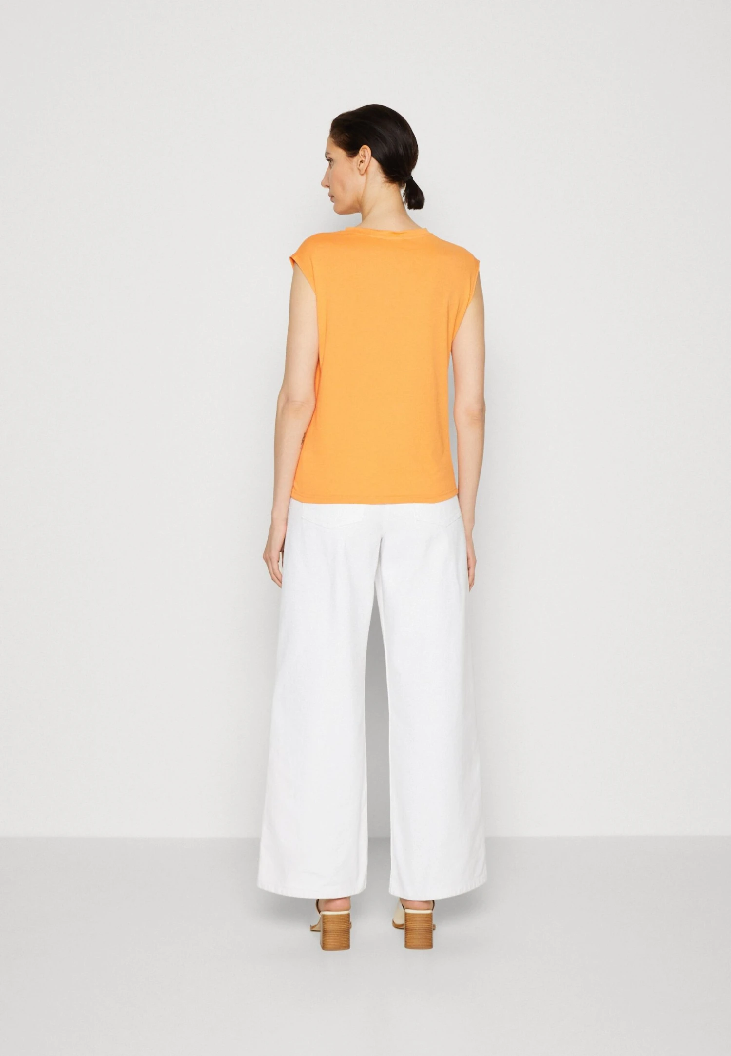 Anna Field T-shirt Basic - Orange - obrazek 3